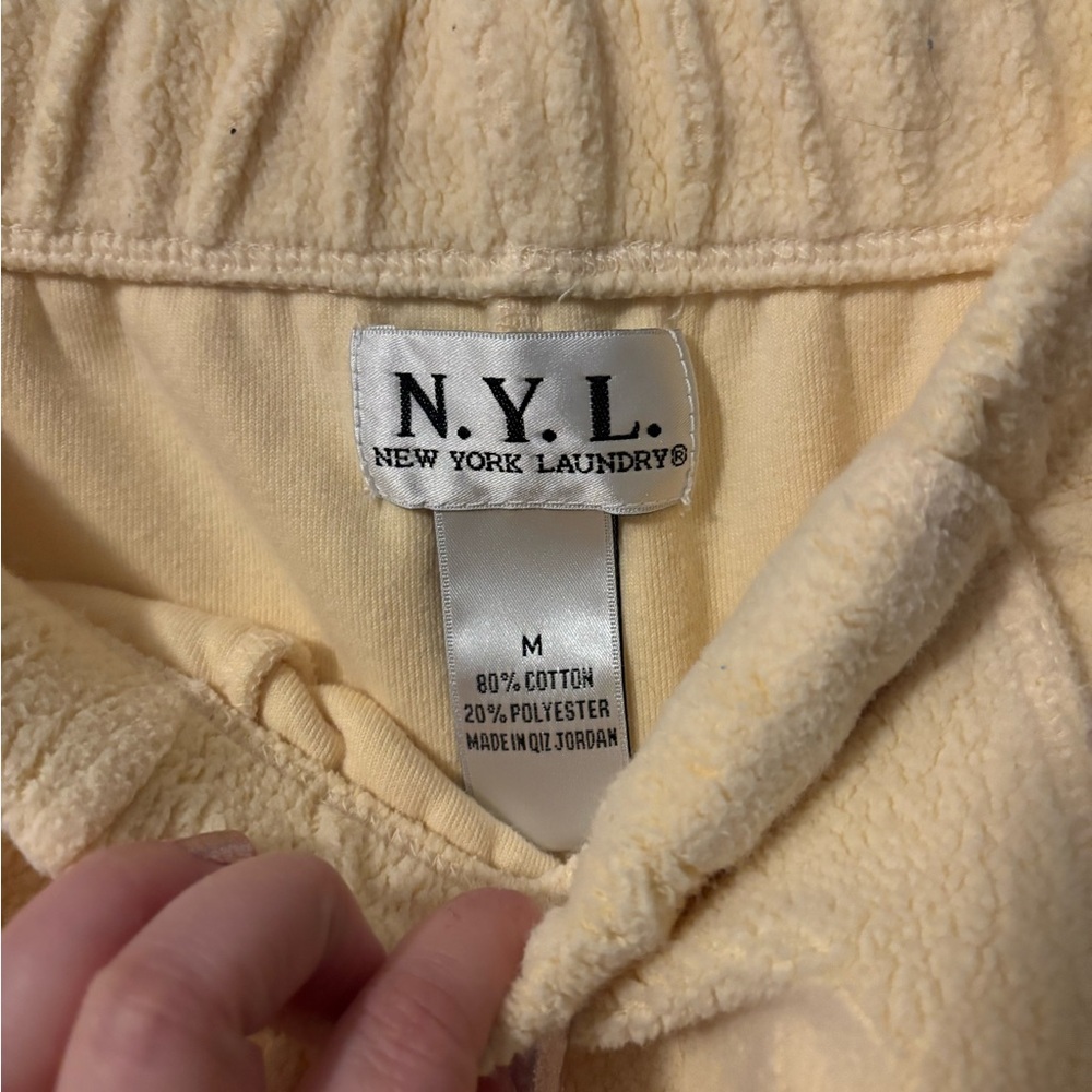 Y2K New York Laundry Butter Yellow Cloth Cozy Feminine Girly Sweatpants - Picture 2 of 4
